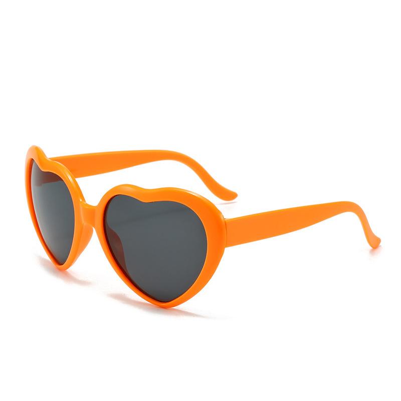Love Heart Shaped Effects Eyewear Watch The Lights Change to Heart Shape At Night Diffraction Glasses Women Fashion Eyeglasses