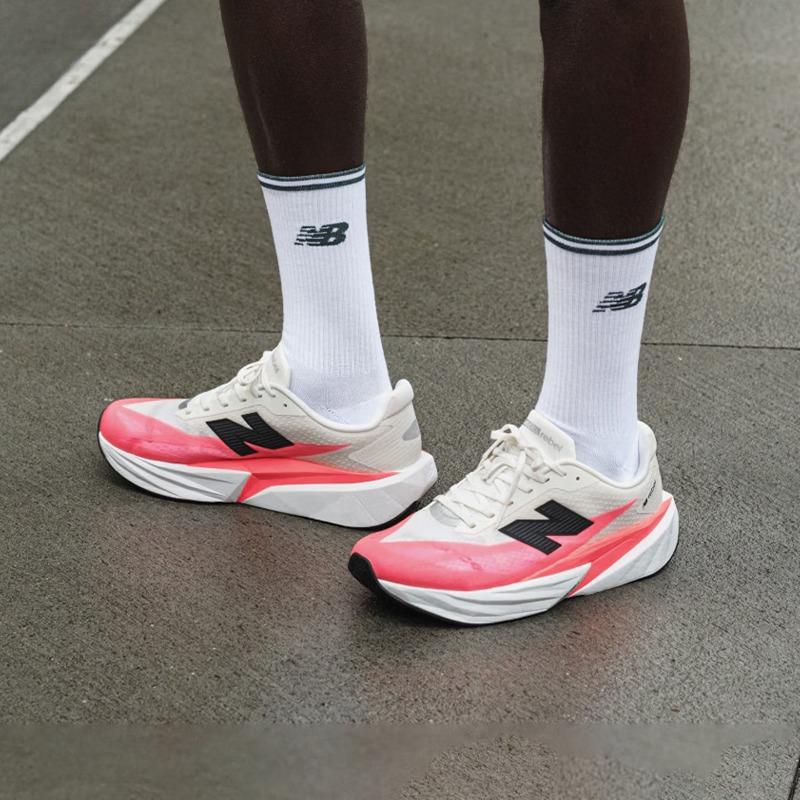 NEW BALANCE Мужские беговые кроссовки с амортизацией для скоростных тренировок MFCXLV5
