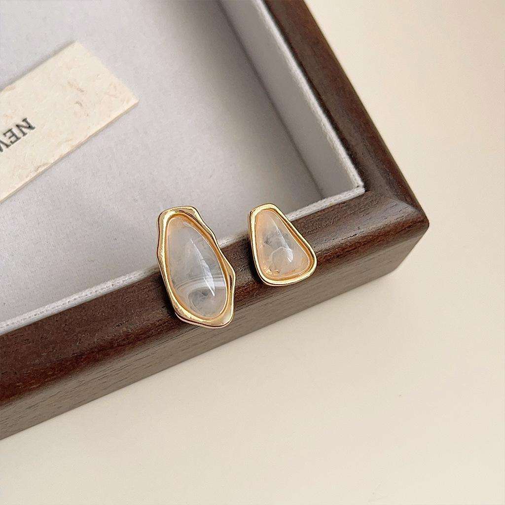 Винтажные серьги-кофе Maillard Женские серьги с литературным темпераментом Акриловые серьги-мазки Нишевые Высококлассные Осенне-зимние серьги