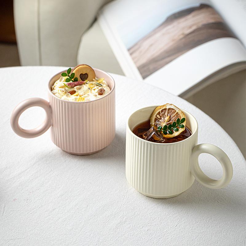 Специальная керамическая кофейная чашка с рельефом, круглая, с ушком, офисная чашка для воды, керамическая чашка, воздуховыпускное отверстие