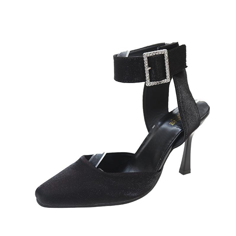 Туфли на высоком каблуке женские летние 2025 новые черные сексуальные сандалии с тонким каблуком и неглубокой квадратной головкой универсальные сандалии с пряжкой на ремне