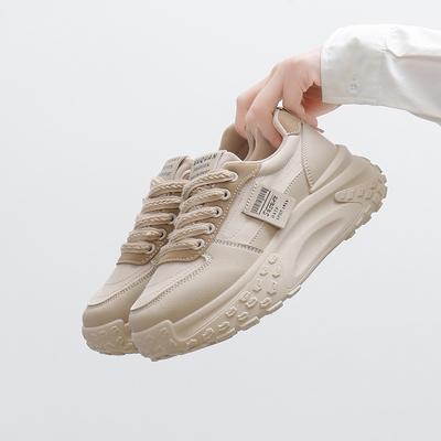 Ins корейская версия новой женской обуви для пап 2025 года, весна, студенческие беговые спортивные туфли на толстой подошве, увеличивающие рост, повседневная обувь для женщин K6723