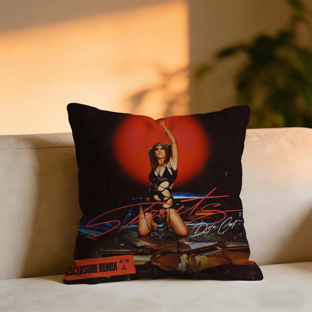 DDoja Cat Singer Cushion Cover Cozy Velvet Throw PillowSoft Warm Cushion For Sofa Bed