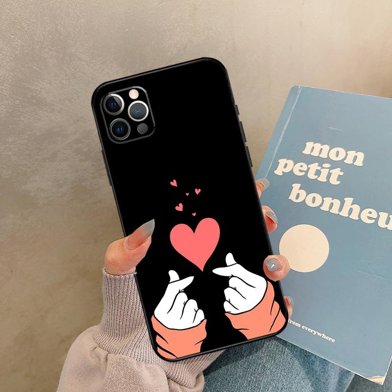 Чехол Kpop Рука Палец Сердце Для iPhone 17 Air 15 14 13 12 11 16 Pro Max 13 mini XR 15 16 Plus 16e Задняя Крышка