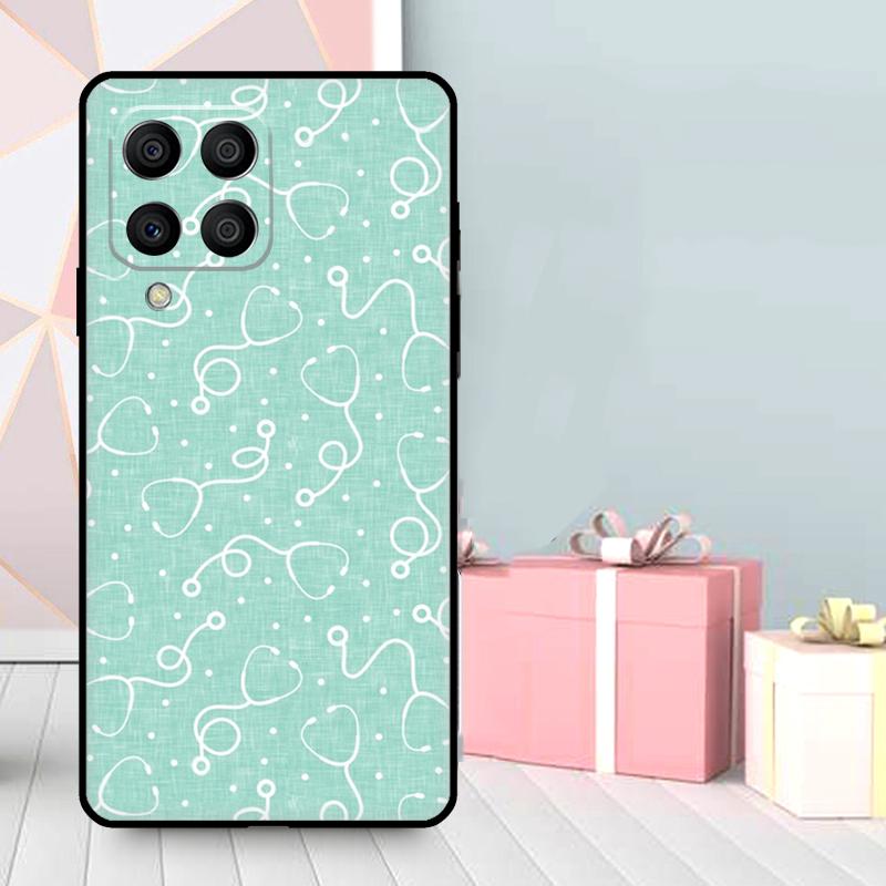 Милый Чехол-Сердечко со Стетоскопом для Samsung Galaxy M36 M12 M52 M06 M16 M56 M33 M15 M55 M31 M13 M14 M53 M32 M35 M34 M54
