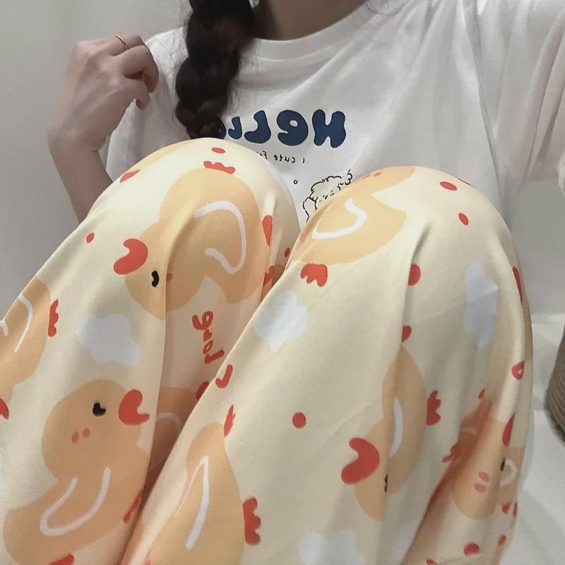 Универсальные женские брюки Panda: Идеально подходит для прогулок, в качестве пижамы или повседневной одежды.