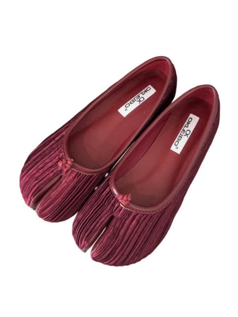 Модные новые кожаные туфли на плоской подошве с раздельным носком, женские туфли на плоской подошве, удобные туфли на плоской подошве, женские мокасины с ремнем на щиколотку