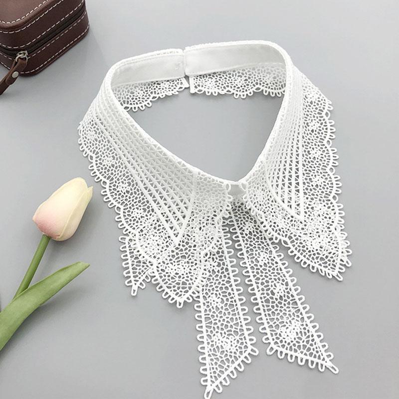 Vintage Embroidery Fake Collar For Women White Lace Hollow False Detachable Collar Lapel Shirt Tie Necklace Clothes Accessory