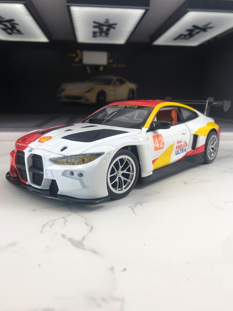 ОСО 1:24 Модель автомобиля BMW M4 GT3, ornament из цинкового сплава, коллекционный подарочный автомобиль