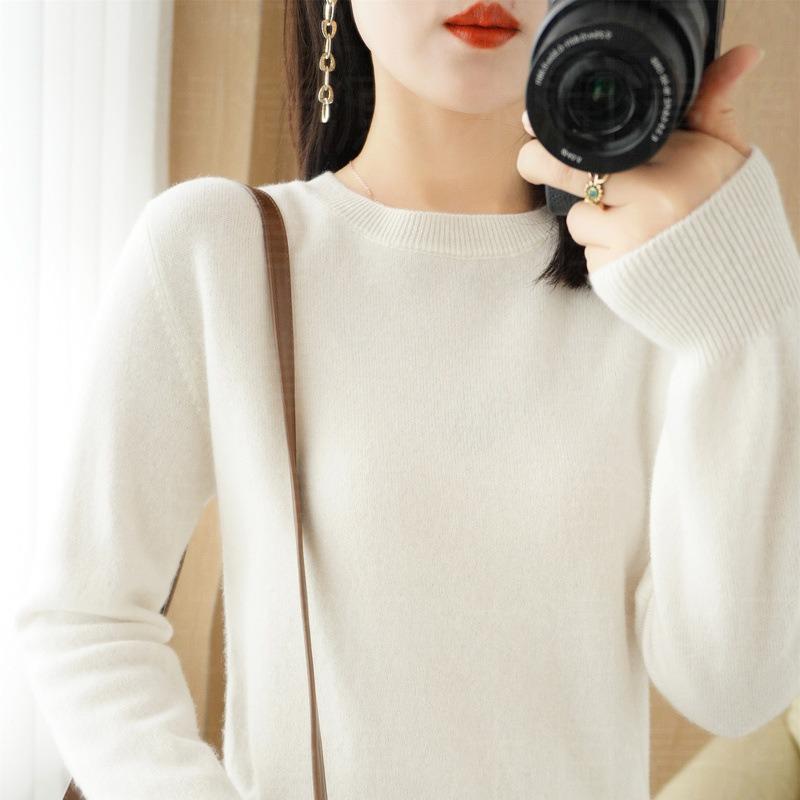 Женский осенне-зимний свитер с круглым вырезом - легкий вязаный свитер