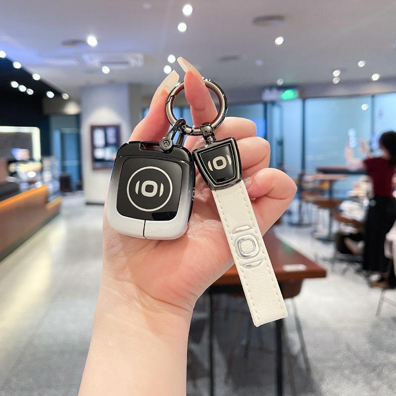 Чехол для ключа Changan Qiyuan E07 2025 с Bluetooth-пультом и металлической пряжкой