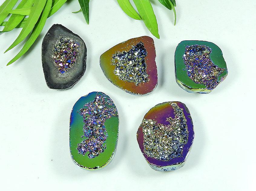 26-31 мм Радужный титановый аура агат друзы фантазийные россыпью драгоценные камни 5 шт лот SY-109