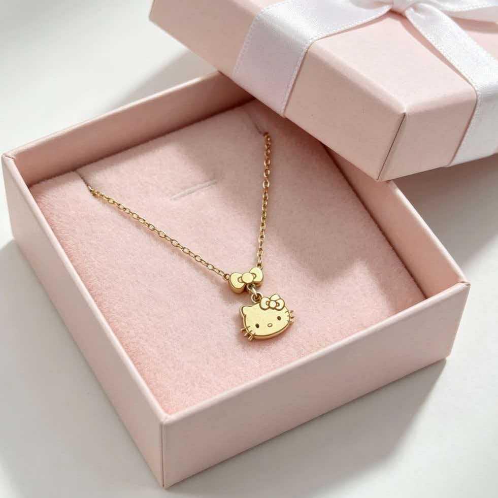 Европейское двухцветное золотисто-серебряное ожерелье-подвеска Hello Kitty из нержавеющей стали – Девочковый универсальный аксессуар