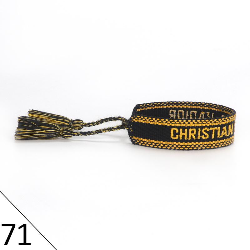 Браслет дружбы ручной работы с вышивкой и кисточками для женщин