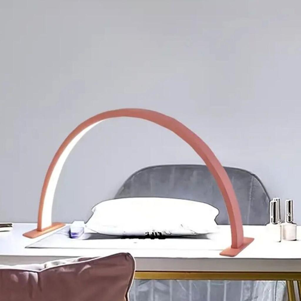 Лампа для ногтей в форме полумесяца имеет регулируемую яркость и цветовую температуру, подходит для наращивания ногтей, ресниц и ухода за кожей.