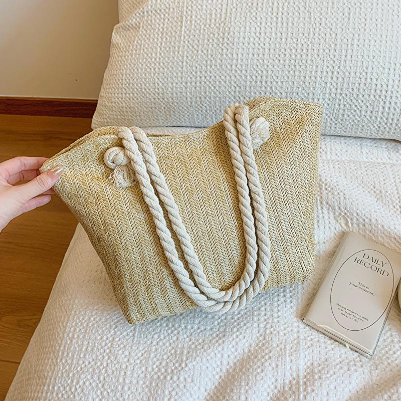 New Summer Straw Vacation Style Fashionable Large Capacity Female Student One-shoulder Handheld Casual French Tote Bag