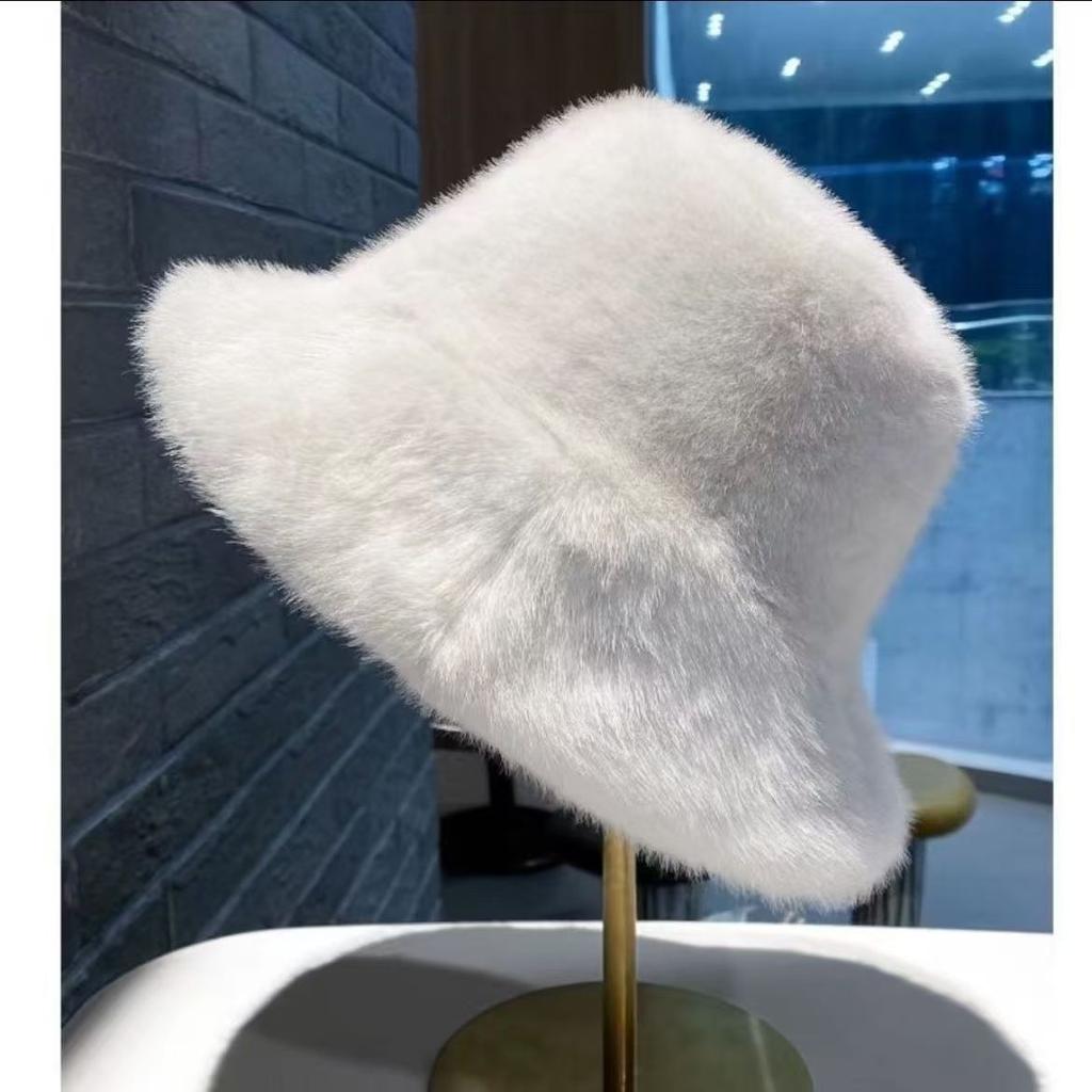 Меховая интегрированная однотонная шапка женская универсальная теплая и флисовая маленькая теплая шапка-ведро из меха норки