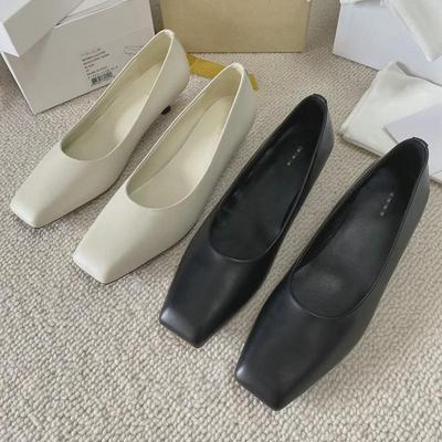 Женские туфли из натуральной кожи в стиле ретро с квадратным носком и каблуком-рюмочкой