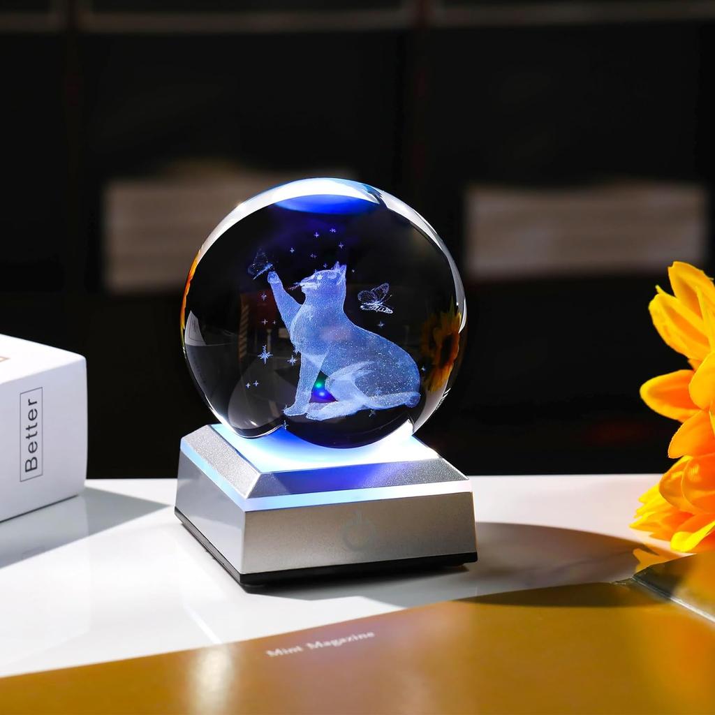 Орналрист 3,15 дюйма(около 8,0 см)Хрустальный шар с резьбой, 3D коллекция статуй кота и бабочки, офсетный пояс для веса бумаги, светодиодная основа, стеклянный шар для любителей кошек