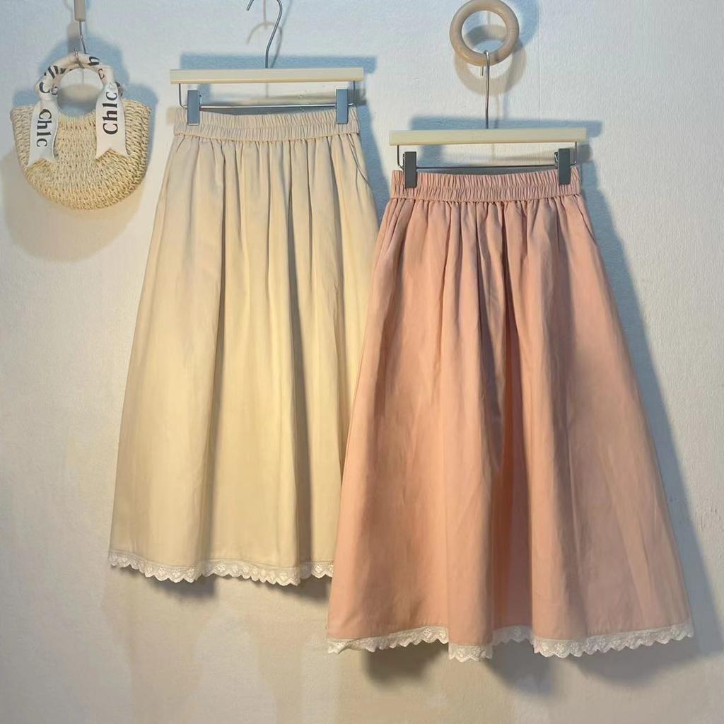 Женская осенняя юбка миди с панелями и кружевной отделкой в авангардном дизайне - Нишевая плиссированная юбка-зонт свободного кроя с высокой талией и милым клешем