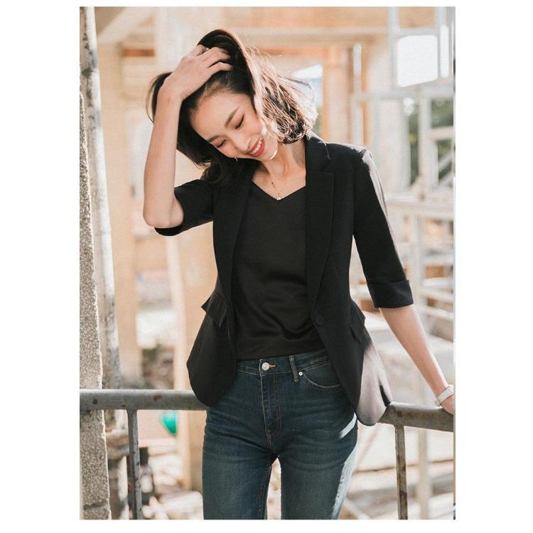 Высококачественный укороченный пиджак в западном стиле в корейском стиле для женщин, повседневный пиджак с рукавами-семью точками и элегантным темпераментом на весну и осень