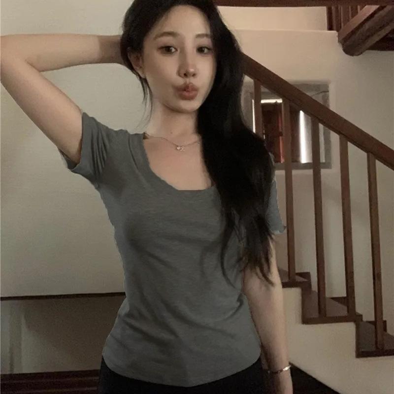 Футболка с короткими рукавами спереди на плече женская летняя новая тонкая облегающая короткая студенческая футболка Spice Girl Design Sense