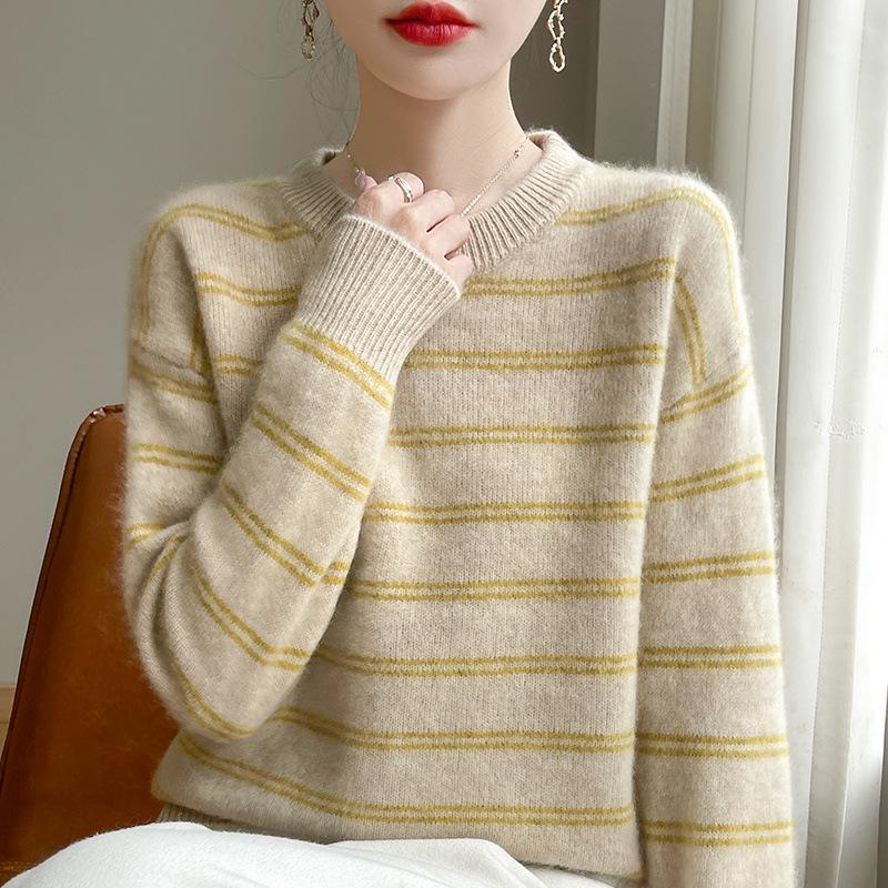 2024 Autumn/Winter Pure Wool Striped Round Neck Sweater - Relaxed, Versatile Fashion for Commuting