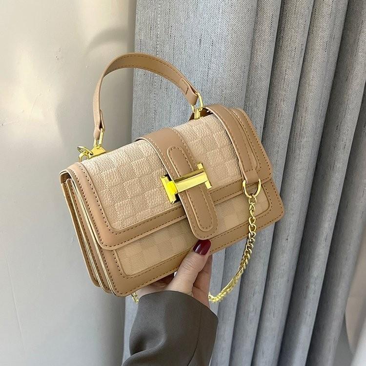 Stylish 2022 Women's Casual Shoulder Bags Chic Small Square Handheld Purses In White Khaki And Black