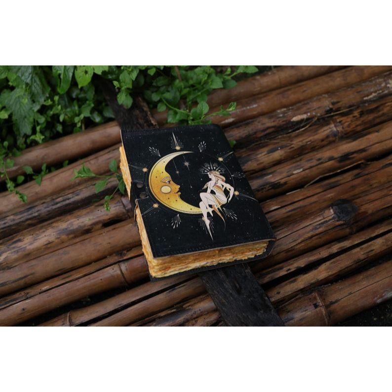Солнце и луна Кожаный блокнот ручной работы Бумага с необрезанным краем, Пустой журнал теней для заклинаний, подарок для него, книга для путешествий. ( 100 страниц )
