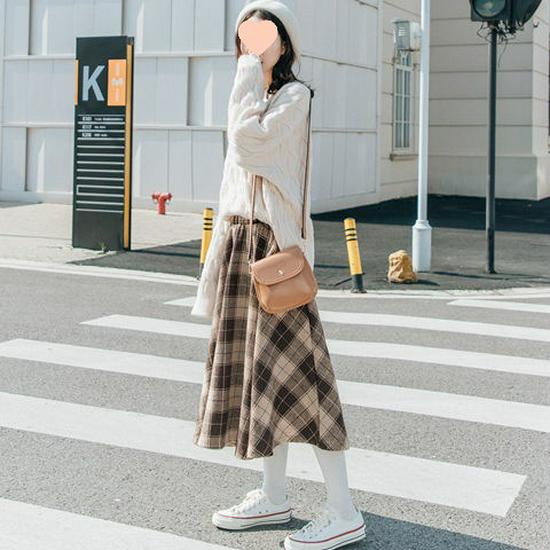 Milk Tea Woolen Plaid A-line Skirt for Autumn/Winter – High Waist, Slimming Midi for Students