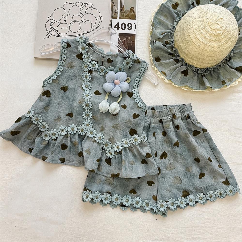 Girls' Heart & Daisy Sleeveless Vest and Floral Bow Knot Shorts Set