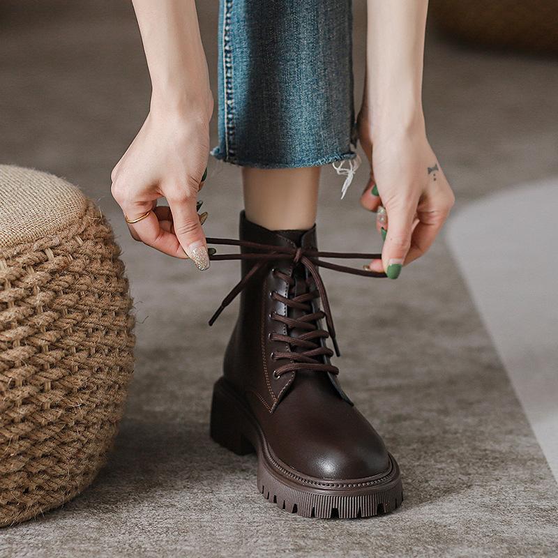 Весна и осень 2025 Платформа Ботинки Мартин Прилив Коричневые На шнуровке Короткие ботинки Женские Ретро Британский стиль Одиночные ботинки Ботильоны