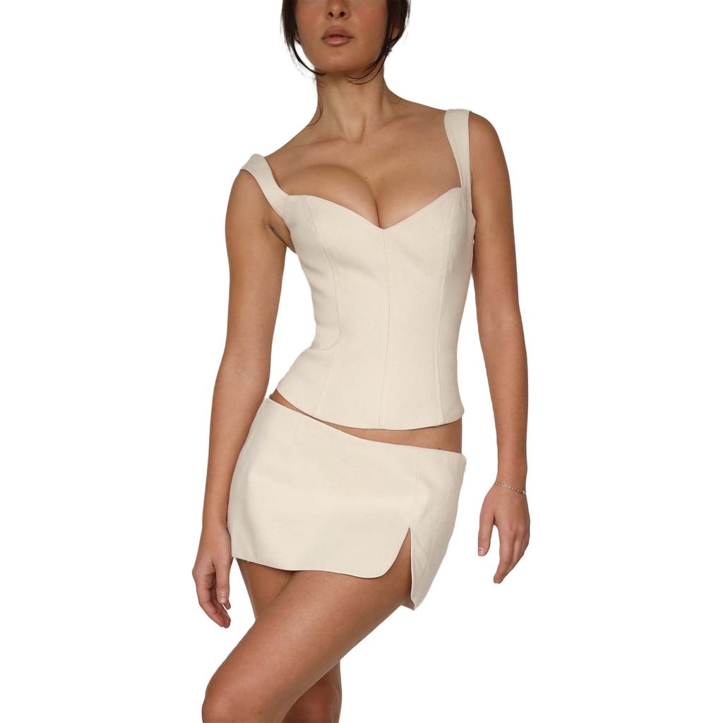 Укороченный жилет без рукавов с открытыми плечами, V-образным вырезом, на бретелях