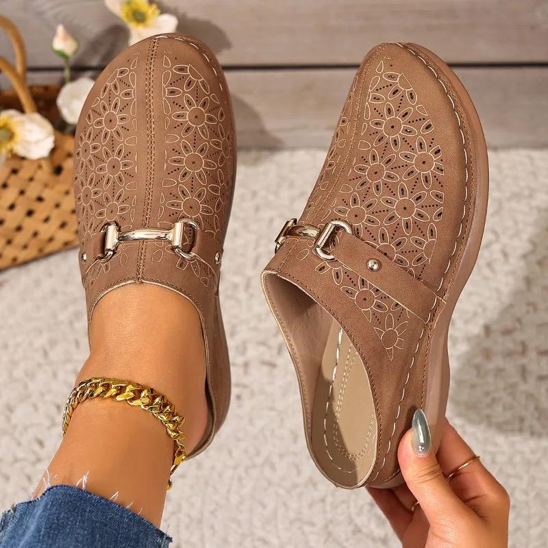 Fashion 2025 Summer Women Slippers Slip On Daily Retro Slippers Anti-slip Hollow Sandals Trend Casual Designer Shoes Women Slides Women