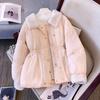 Пуховая хлопковая одежда женская зимняя 2024 новая молодежная пироговая одежда преодолевает толстую хлопковую одежду пальто с воротником из овечьей шерсти