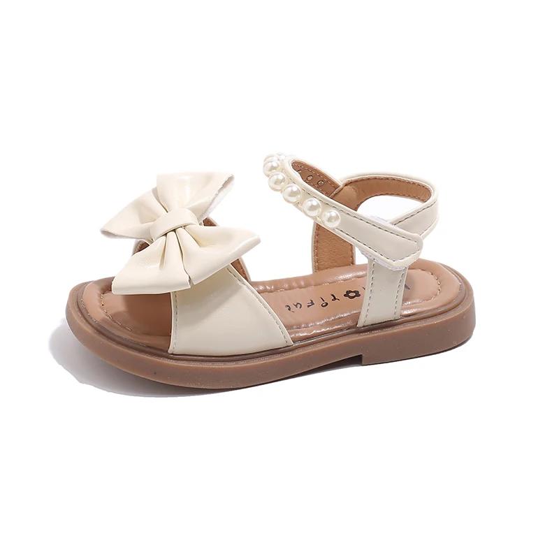 Летние сандалии из кожи для девочек, мягкие с жемчугом, милые детские праздничные сандалии, шикарные открытые носки, детские туфли с бантиками