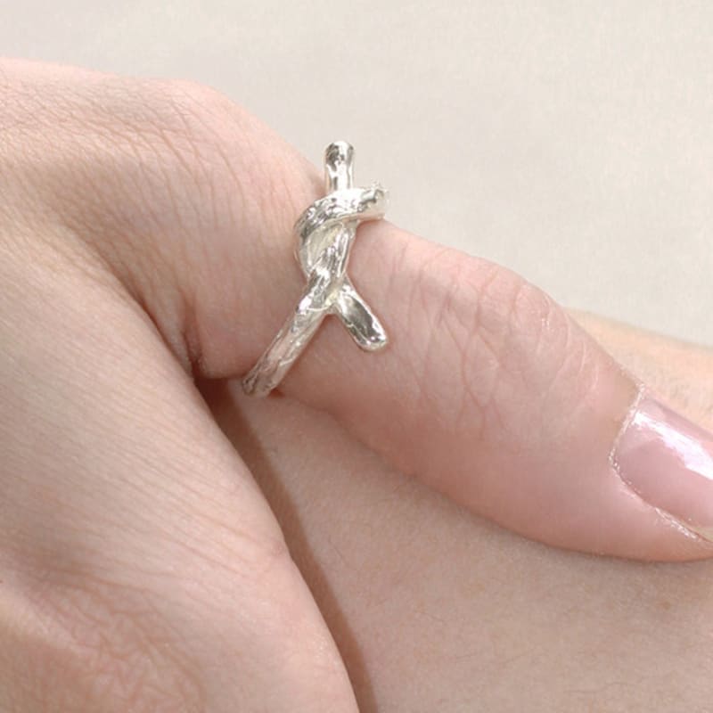 BOLDIERE Ugly coral ring_ R26
