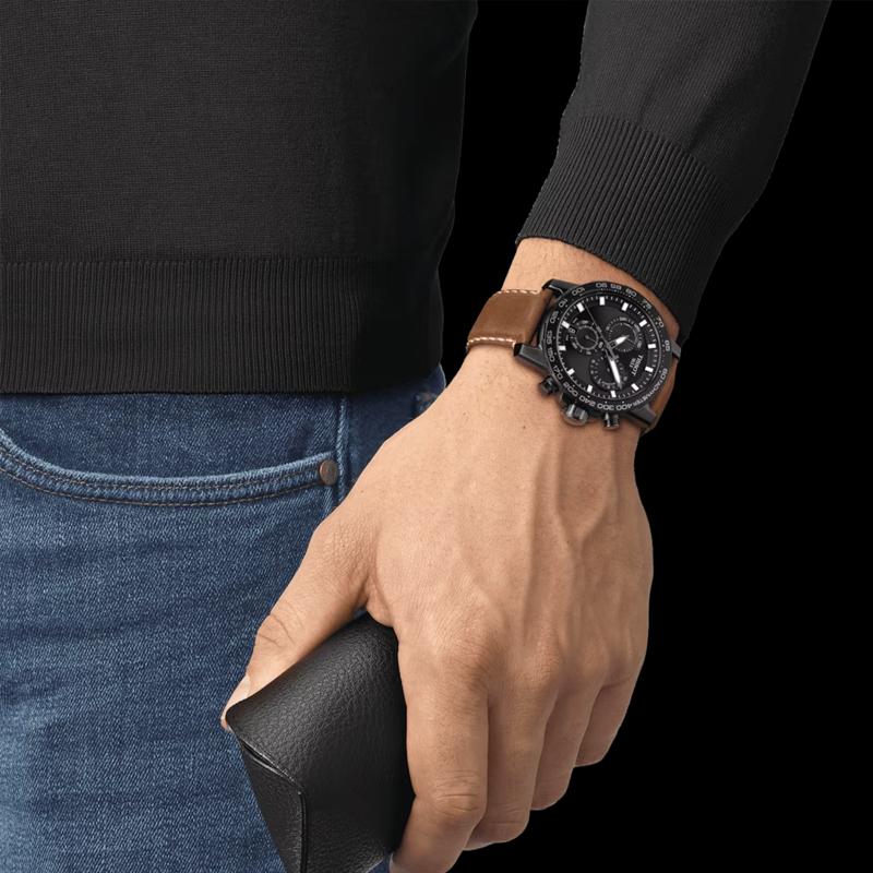 Tissot Коллекция Daring Кварцевый механизм Водонепроницаемость 100 м Мужские часы Часы 45,5 мм Черный циферблат T1256173605101