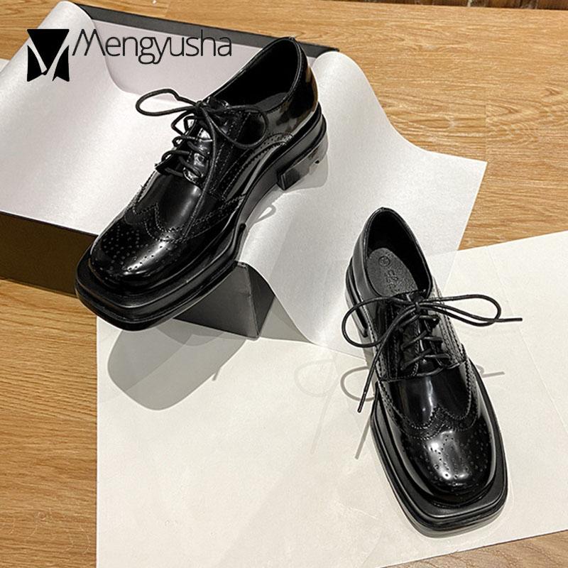 Модные туфли на плоской подошве женские туфли-броги из лакированной кожи блестящие резные узоры оксфорды толстые каблуки маленькие кожаные туфли женские мокасины на шнуровке