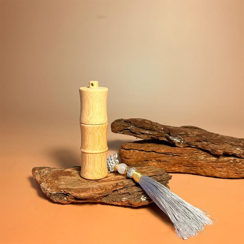 5ml Eco-Friendly Bamboo Roll-on Bottle with Tassels Steel Roller Ball Refillable Container for DIY Perfume Lipgloss