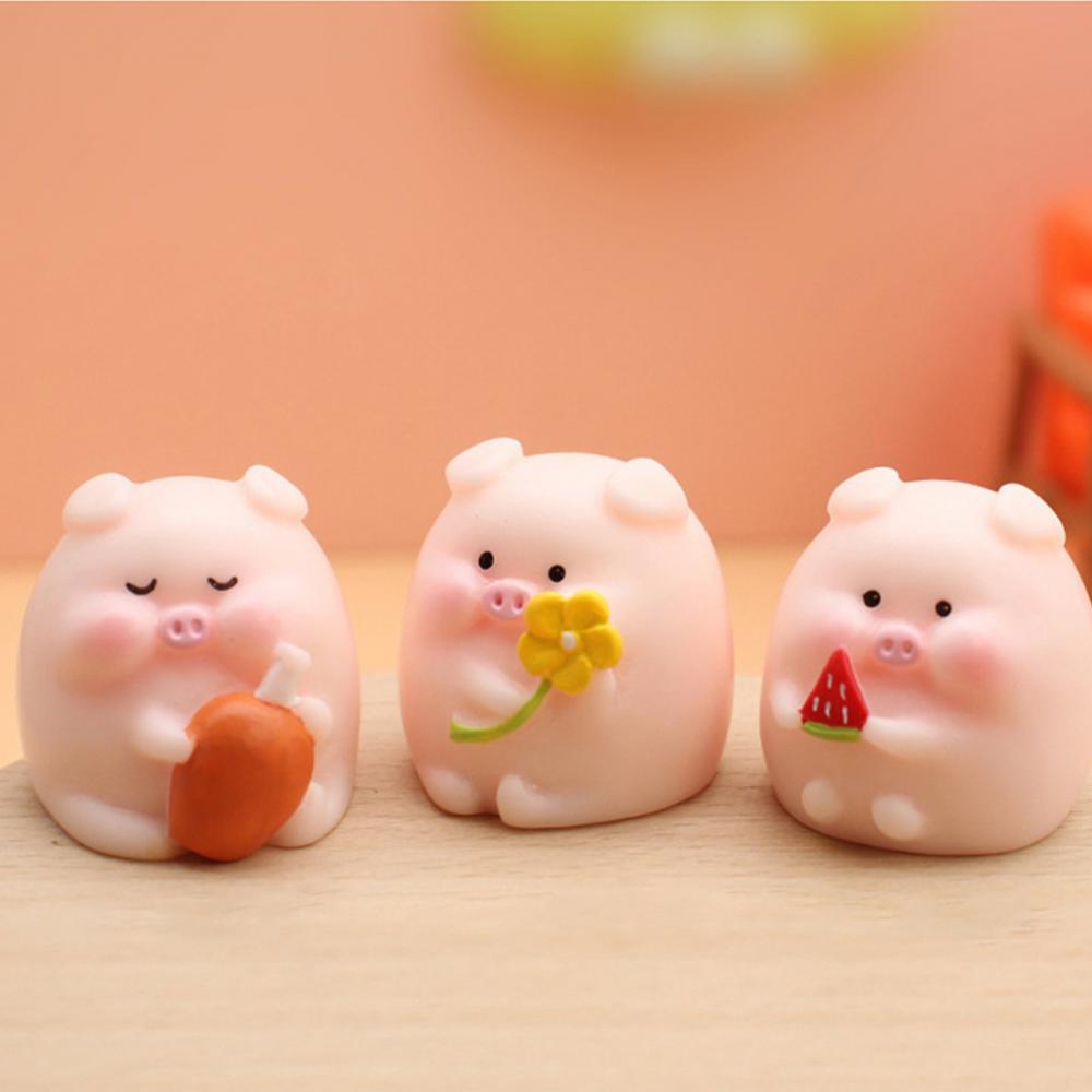 Resin Ornaments Cute Cartoon Pig Doll Ornaments Mini Home Figurines Miniatures Desktop Decor Car Ornament Decoration Accessories