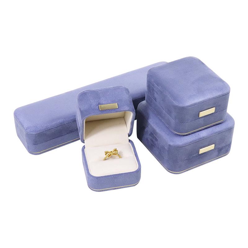 Стильная круглая фланелевая шкатулка для колец, ожерелий, браслетов и сережек