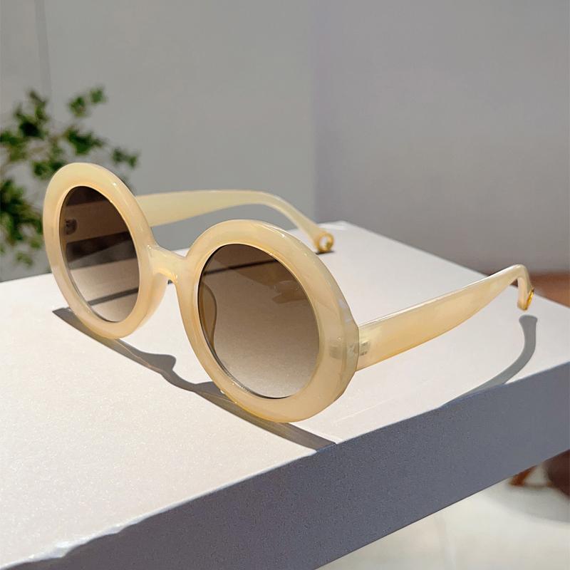 GM LUMIAS Vintage Round Sunglasses Women New Stylish Gradient Candy Color Decor Sun Glasses Trendy Brand Design Casual Shades