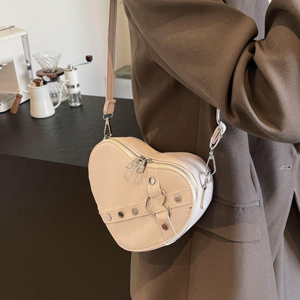 Leather Y2k Heart Crossbody Bag New Design Purse Tote Handbag Vintage Small Chain Rivet Bag Girls