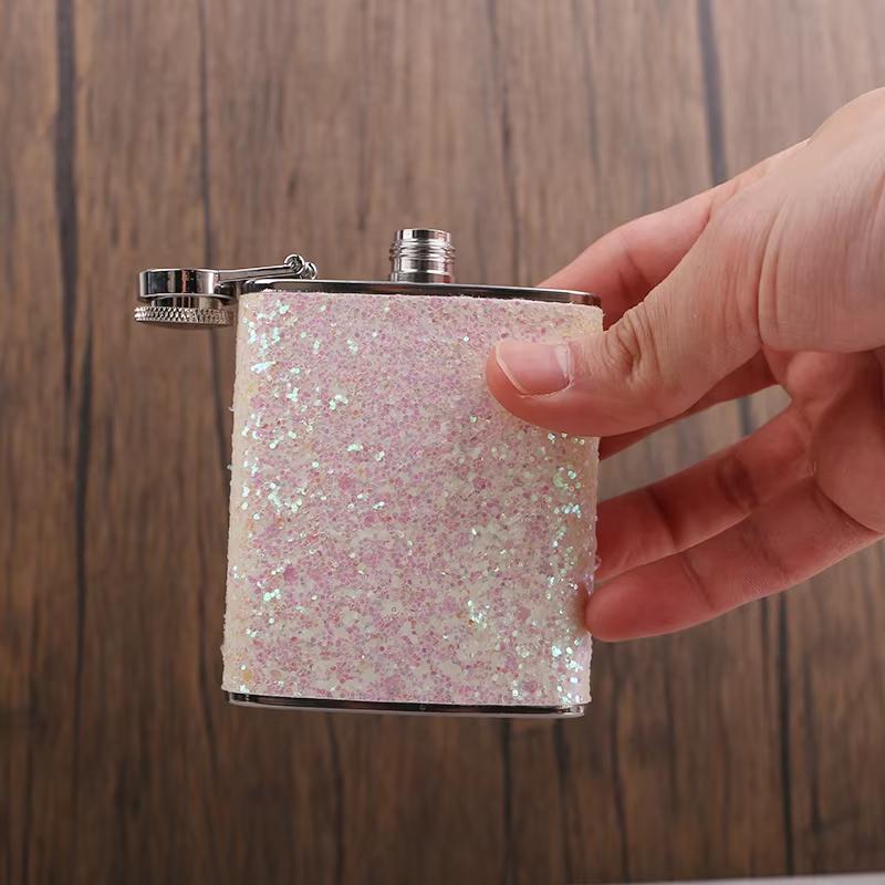 2pc 100ml Unique Bracelet-Shaped Wine Pot Light Pink Square Mini Flask Set For Whiskey Brandy Portable Liquor Container