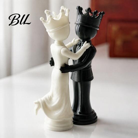 Symbolic Companionship Statue Gifts 1 Pair 3D Printed King and Queen Couple Figurines, Chess Style Dancing Abstract Sculptures Lovers Statue, Romantic