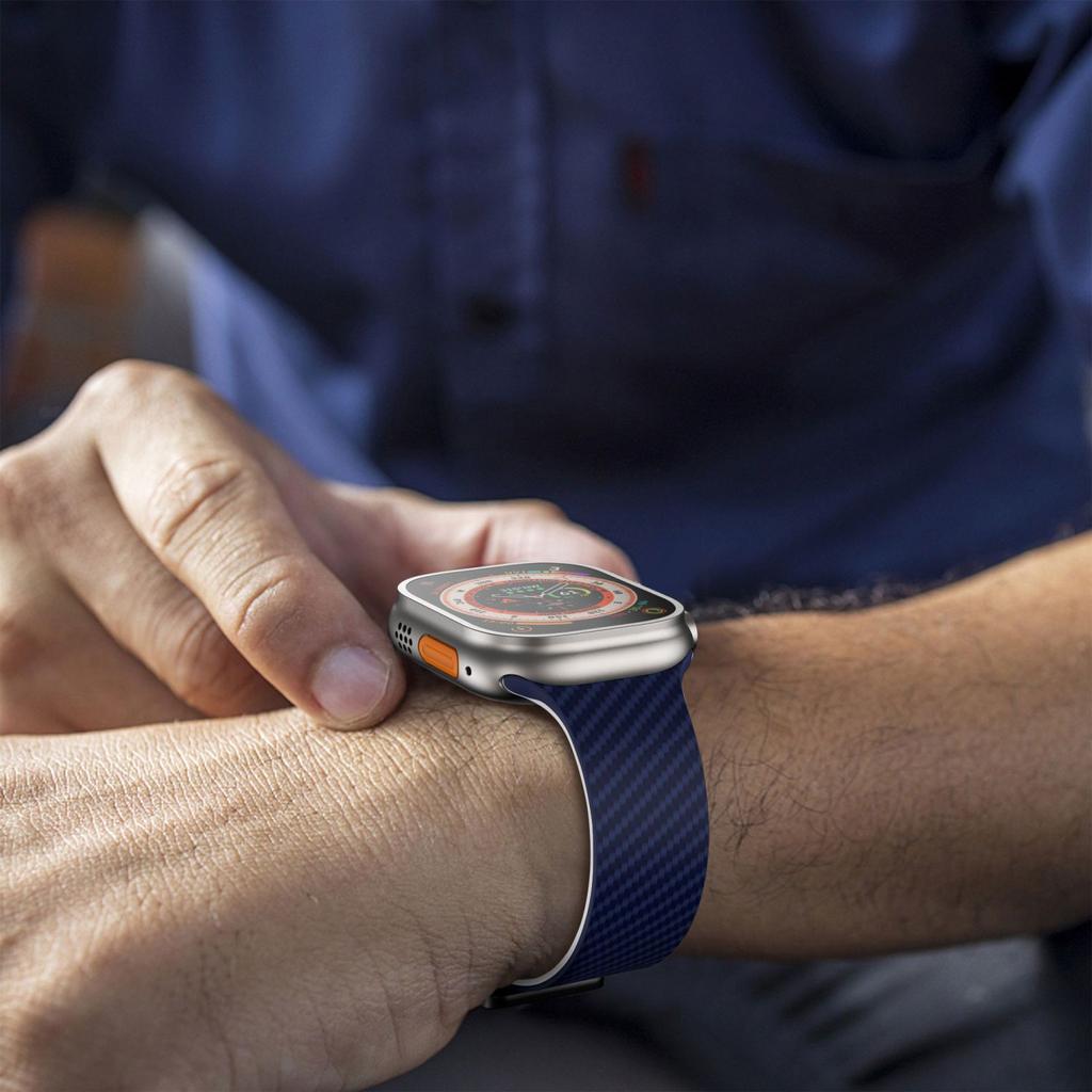 Ремешок для часов Apple Watch с узором из углеродного волокна - двухцветный персонализированный ремешок для наручных часов с магнитной застежкой, водонепроницаемый для iWatch 9/8/6/5/4/3/2/1/se