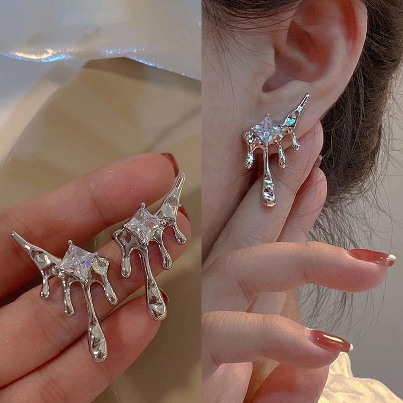 Серьги-гвоздики «Капли воды» с персонализированным дизайном, суперблестящие, в стиле INS для женщин, сексуальные аксессуары