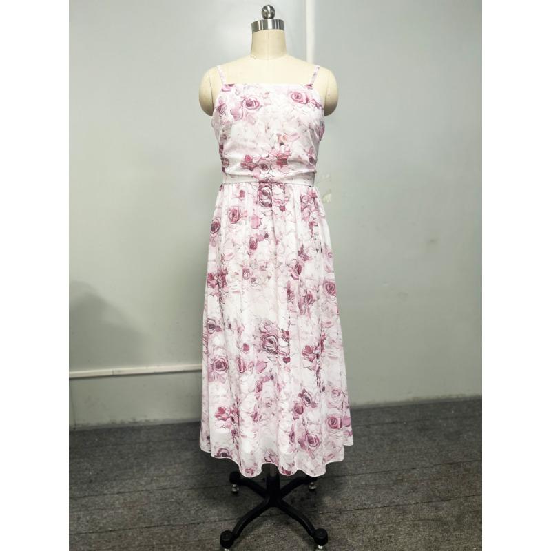 Весенне-летняя женская мода с открытыми плечами из шифона. Атмосфера феи в темпераменте вечернего платья.