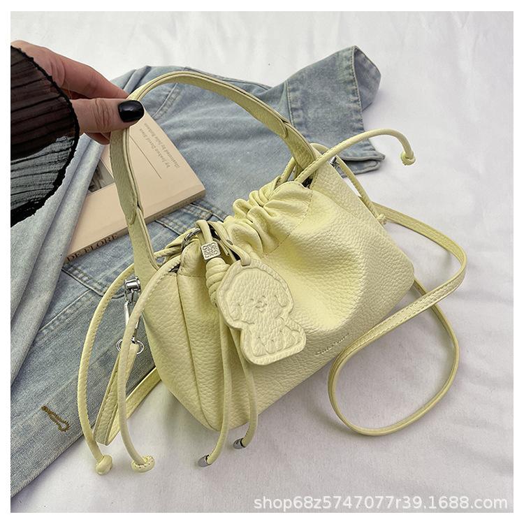 Light Luxury Texture Bag Women's Bag 2025 Summer New Pleated Strap Bucket Bag Fresh One-shoulder Crossbody Cloud Bag